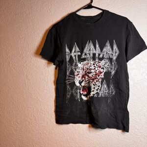 Def Leppard Leopard Head Graphic T Shirt Black Size S Cotton